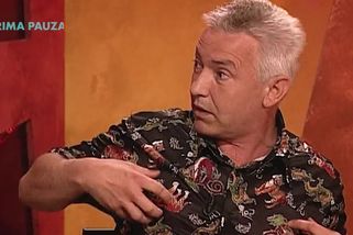 Chlapi v hospodě si porovnávají tetování | To je fór!