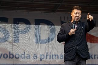 Zášť, strach a závist. Okamurův projev k Novému roku nabízí to nejhorší z politiky - Médium.cz