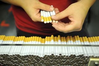 Philip Morris v pololetí: Tržby drží, zisk klesá. Co bude s dividendou? - Seznam Zprávy