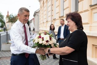 S Babišem mluví každý týden. Kdo je ředitelka, která mu radí se školstvím - Seznam Zprávy