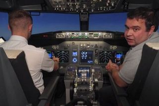 Co se dělo při hrozivém propadu letu Flydubai. Oproti horské dráze je tu jeden podstatný rozdíl