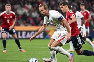 Anglie se v Praze trápila, píší na Ostrovech. České naděje smetla až červená - Sport.cz
