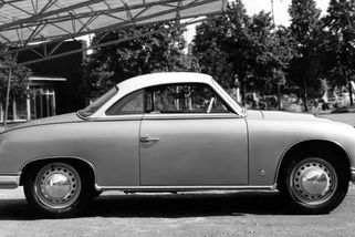 Trabant měl zapomenutého předchůdce. Vyráběl se i jako elegantní, ale velmi dýchavičné kupé - Garáž.cz