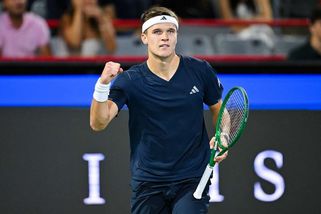 Menšík se protrápil k výhře nad outsiderem. Na Masters potřeboval tie-break rozhodujícího setu | Livesport.cz
