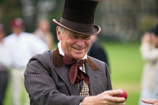 Zemřel spisovatel a politik Jeffrey Archer - Novinky