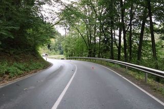 Druhá smrt motorkáře takřka na stejném místě u Ústí nad Orlicí. Policie hledá svědky - Novinky