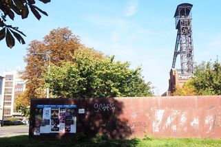 Měla to být chlouba Ostravy, areál s důlní věží ale pustne už 20 let - Novinky