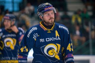 Zlínu po nadějném úvodu ujíždí vlak, posila z Pardubic nehraje - Sport.cz