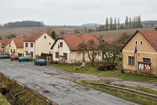 Švehla: Šest tisíc starostů, miliardy na účtech. Potřebuje Česko tak drahý luxus?