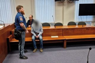Otci vadil pláč kojence, tak bil dítě do hlavy. Nejvyšší soud mu za vraždu potvrdil 16 let - Novinky