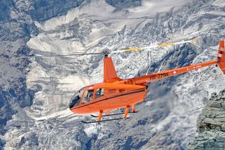 Při heliskiingu ve Švýcarsku spadl vrtulník, tři mrtví - Novinky