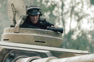 Zfetovaní němečtí tankisté baví svět. Peklo druhé světové války je globálním hitem