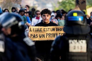 „Do škol zatéká, jsou v nich krysy.“ Tady zažehly studentské protesty - Seznam Zprávy