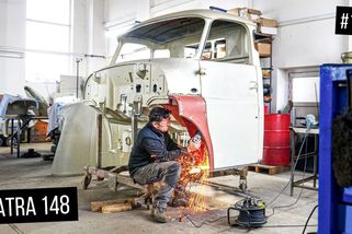Vyvařujeme a kompletujeme kabinu Tatry 148 | Renovace 19. díl | Dědkův druhý dech