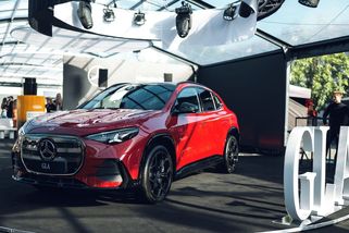 Nový Mercedes GLA dorazil do Česka, významně narostl - Novinky