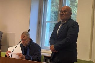 Miminko spadlo po prudkém porodu na zem. Může za to lékař, rozhodl soud v České Lípě - Novinky