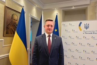 „Podpora Ukrajiny není charita.“ Odcházející ukrajinský velvyslanec Zvaryč řekl, co si myslí o Česku i ruské propagandě
