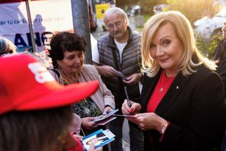 Takže: Obce mají půjčovat státu. Zatím dobrovolně - Seznam Zprávy