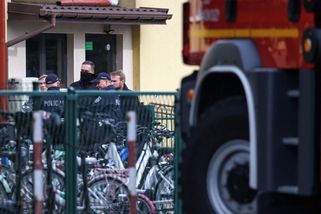 Masivní zásah policistů v Polsku. Prohlédli 35 tisíc škol a zadrželi 59 lidí - Seznam Zprávy