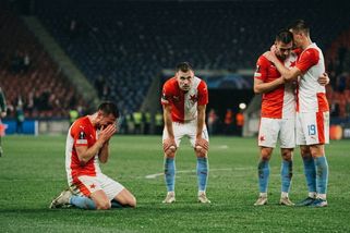 Slavia - Lens 2:3. Sešívání mohou poděkovat Konečnému s Chorým za prohru - Médium.cz
