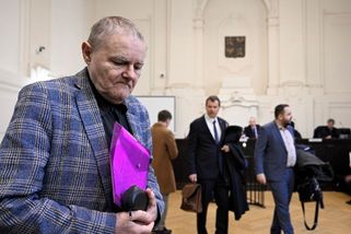 Zemřel bývalý soudce Sovák, který byl obžalovaný z korupce - Novinky