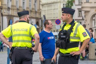 Ministr to potvrdil: Tyto profese dostanou od roku 2027 až 8 700 Kč měsíčně navíc. Přidávat se bude 3 roky po sobě