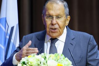 Lavrov odepsal vztahy se Západem. Za našich životů se nesmíříme, řekl studentům v Moskvě