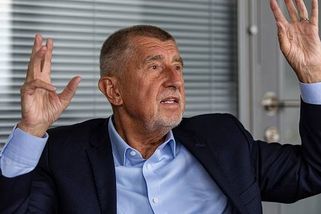 Nikdo normální nemůže volit Spolu nebo Piráty a STAN, řekl Babiš v debatě
