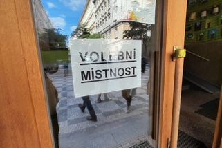 ONLINE: Volby v plném proudu. Již hlasovali prezid...
