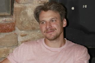 Kolik si Vojtěch Dyk účtuje za jedno vystoupení: Veřejné smlouvy ukazují astronomické částky. Většině kolegů se o nich může jen zdát