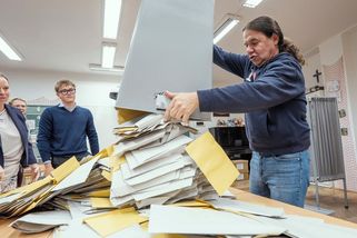 Tisíce neplatných hlasů. Volit v komunálu je zbytečně složité - Seznam Zprávy
