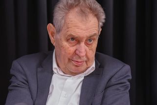 Bývalý prezident Miloš Zeman nepůjde volit ve druhém kole. Jeho kandidát do Senátu o víkendu neuspěl - Echo24.cz