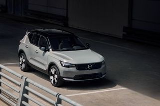 Volvo modernizuje malé crossovery XC40, EX40 a EC40