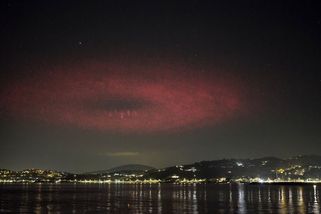 Elfové na obloze. Fotografovi se podařilo zachytit vzácný druh blesku