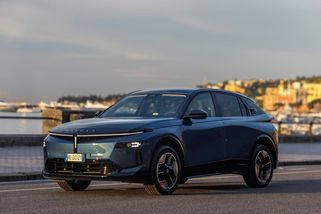 Lancia Gamma se vrací. Nabídne hybridní i elektrický pohon