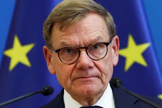 Šéfky oddělení na německém ministerstvu sabotují spisy, které neuvádějí osoby v obou rodech - Novinky
