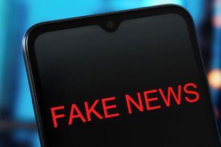 Po útoku v letadle do Tel Avivu se šíří dezinformace. Podvodník vystoupil i v izraelské televizi - Novinky
