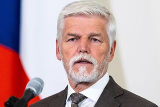 Prezident omilostnil dvě ženy. Jedna posílala vnukovi do vězení drogy - Seznam Zprávy