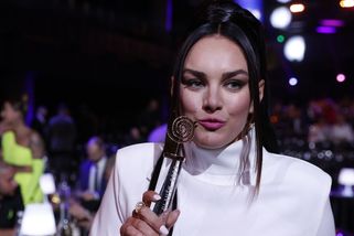 Ewa Farna, Marek Ztracený a Kabát jsou Českými slavíky - Novinky