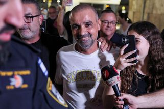 Knipl padajícího letadla přitáhl izraelský instalatér. Sledoval seriál Letecké katastrofy - Novinky