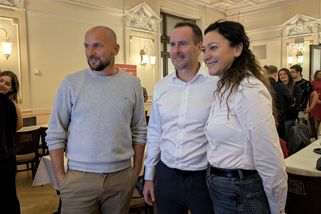 Senátorem za Plzeň se stane Karel Řehka. Ve druhém kole porazil Kantorovou