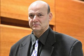 Soudce chtěl odškodné za kárné řízení kvůli nepovolené oslavě prominentů - Seznam Zprávy