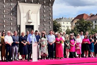 Pánové, Rakušane a Hlaváčku, nemůžete si „odmyslet“ voliče, na které jste cílili - Médium.cz