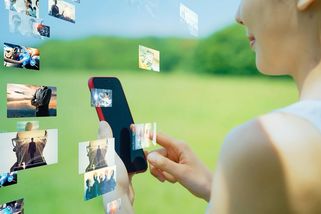 Mobil plný, záloha žádná. Češi riskují ztrátu fotek i videí