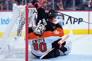 Pastrňák přispěl k výhře Bostonu, Vladař vychytal Flyers první výhru v sezoně - Sport.cz