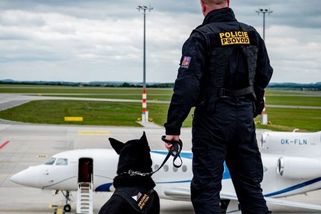 Falešný pilot připravil ženu o čtvrt milionu korun