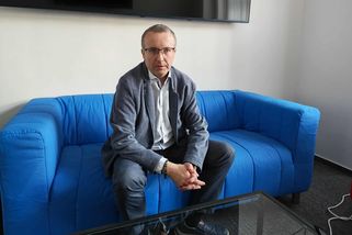 Bývalý soudce čelí obžalobě za 70 podvodů. Žalobkyně spočítala škodu