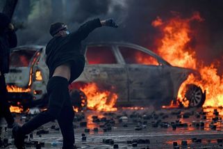 Pátý den protestů v Albánii, demonstranti se střetli s policií - Novinky