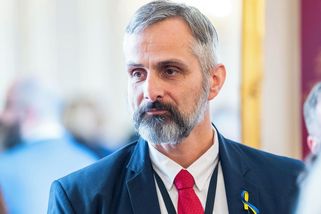 Nadřízený pořešil hanlivou nášivku plk. Foltýna. Odpověď Rajchlovi pobaví - Novinky