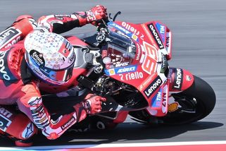 Marc Márquez bude dál jezdit za Ducati. Hvězda MotoGP prodloužila smlouvu - Sport.cz